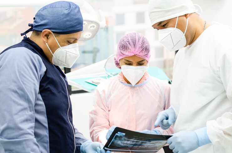 rear view people working 1048944 9961508